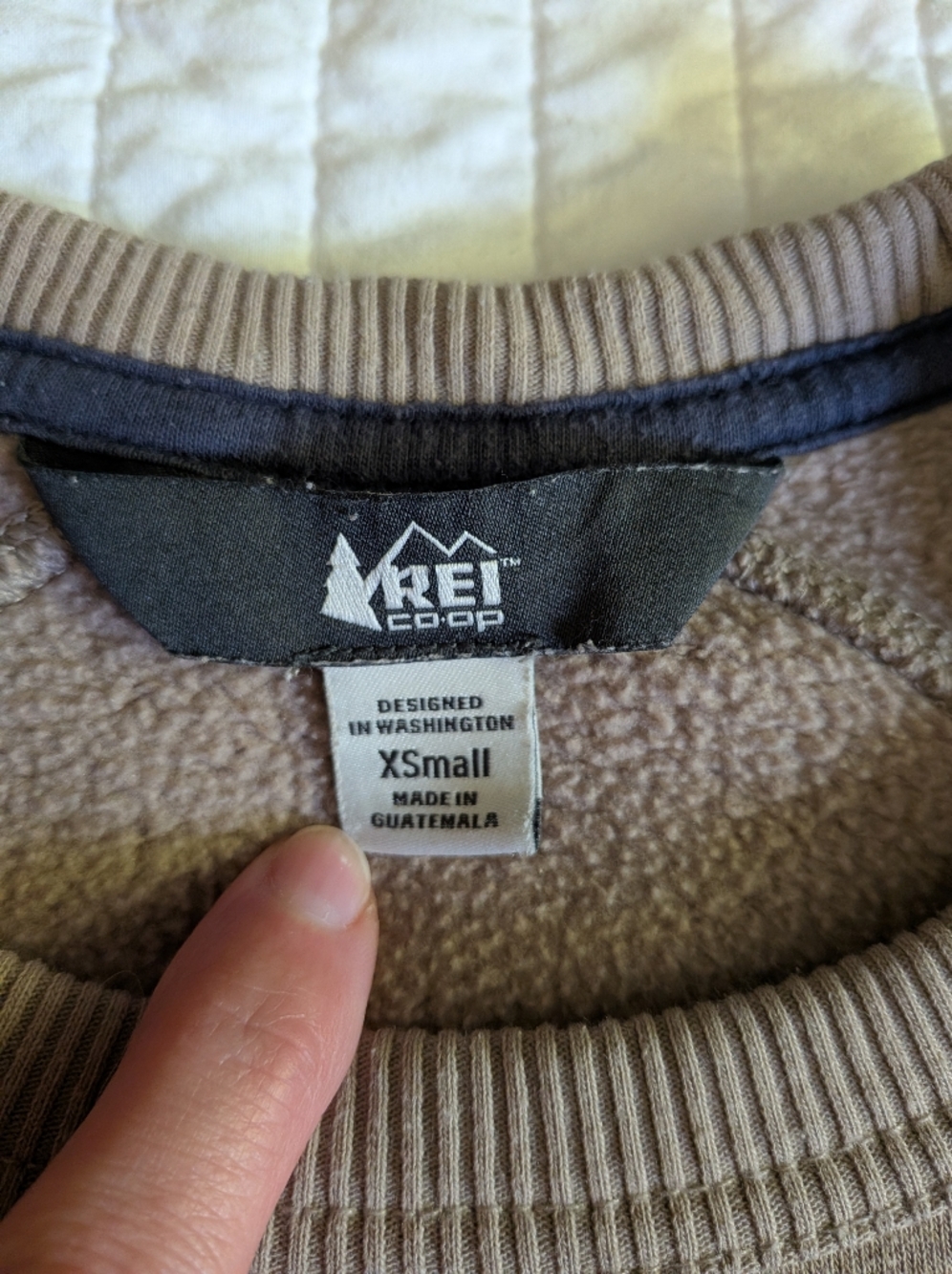 REI Unisex Taupe Crewneck Sweatshirt - Picture 3 of 4